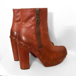 Kork-Ease Ryanne Cognac Platform Heeled Ankle Boot Sz 9 LIKE NEW